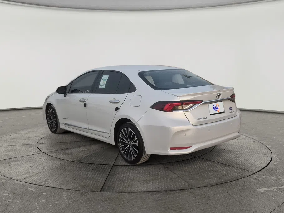 تويوتا كورولا XLI Executive Moonroof 2025 