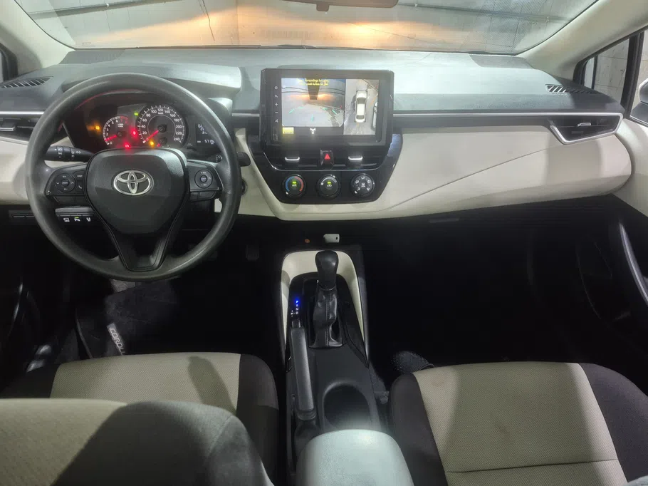 تويوتا كورولا XLI Executive Moonroof 2025 