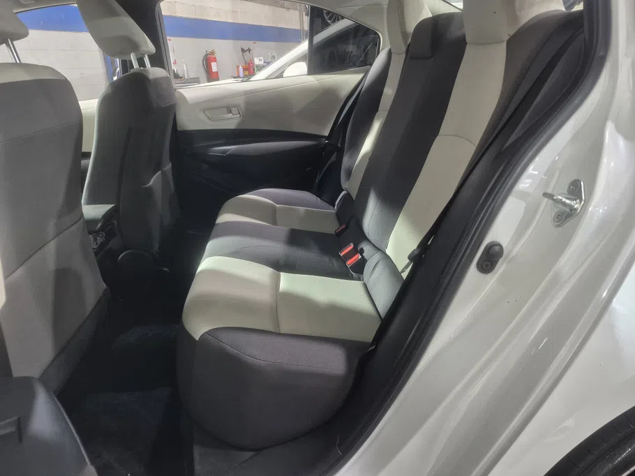 تويوتا كورولا XLI Executive Moonroof 2025 