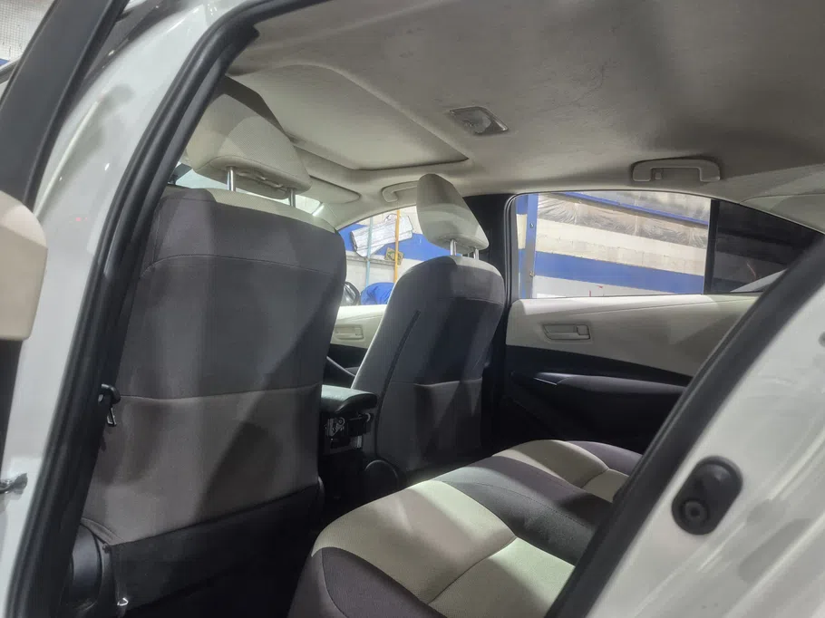 تويوتا كورولا XLI Executive Moonroof 2025 