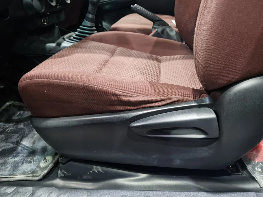 2025 Toyota Hilux GLX 