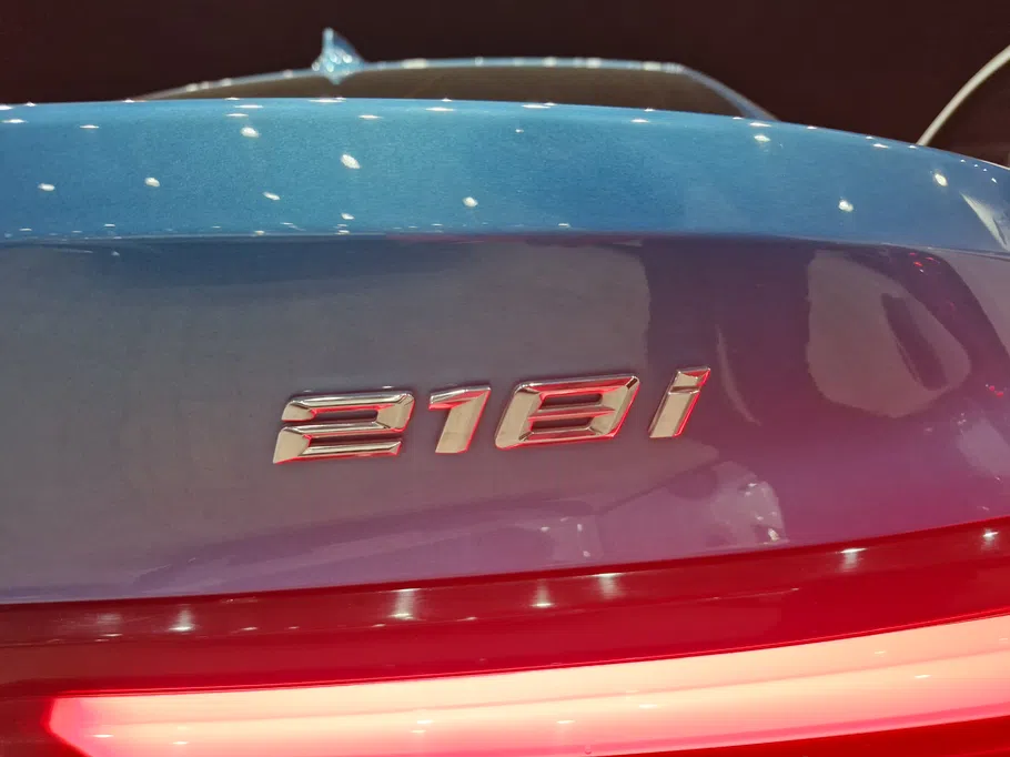 بي ام دبليو الفئة الثانية 218i 2020 