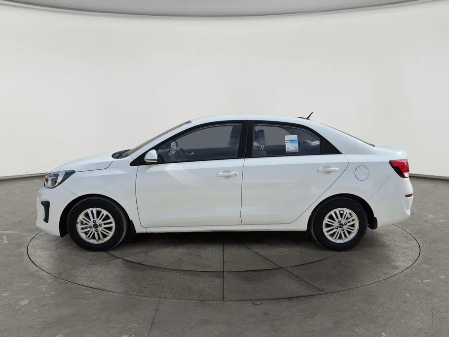 2025 Kia Pegas LX 