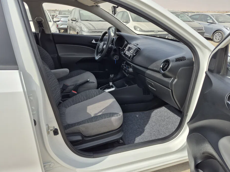 2025 Kia Pegas LX 