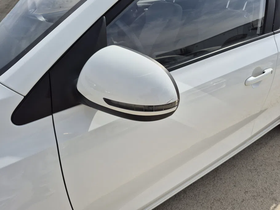2025 Kia Pegas LX 