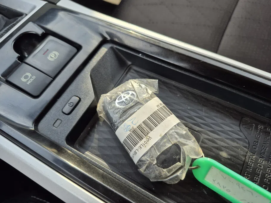 2024 Toyota Veloz GLX 