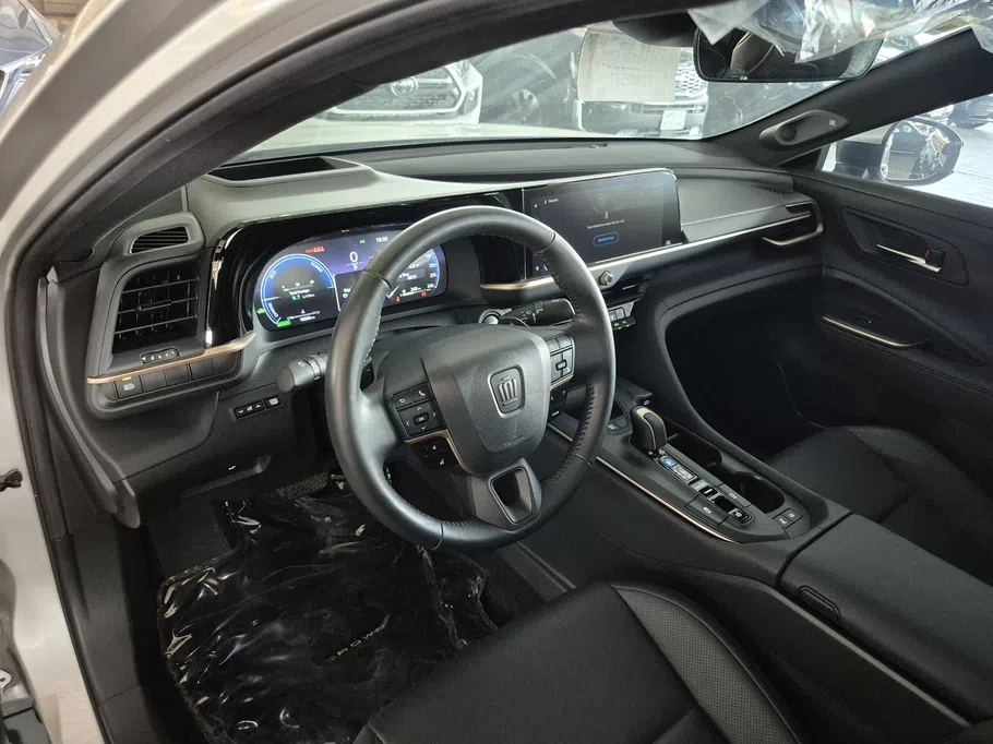2023 Toyota Crown Majesta 