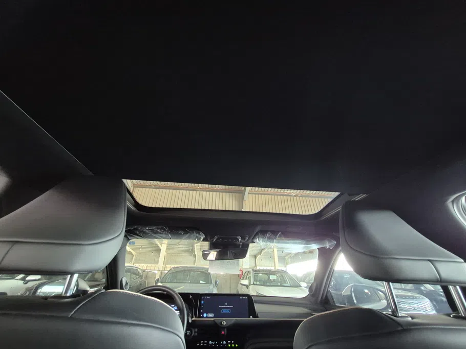 2023 Toyota Crown Majesta 