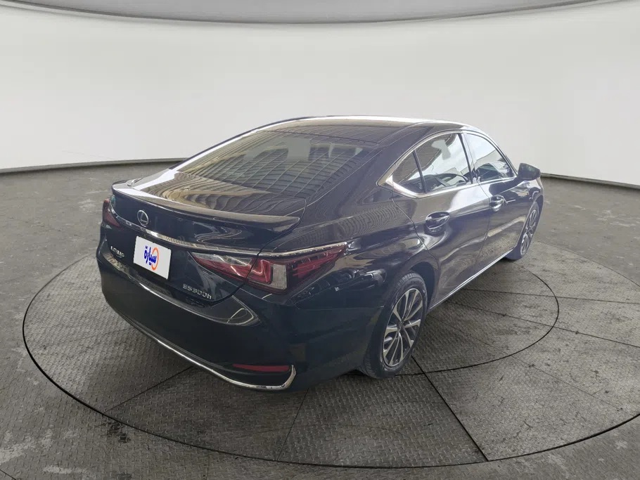 2024 Lexus ES 300 H 