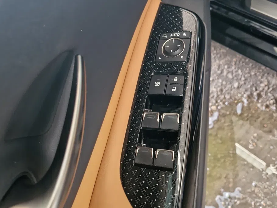 2024 Lexus ES 300 H 