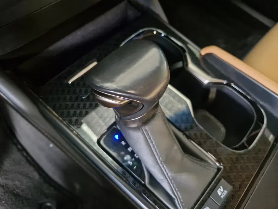 2024 Lexus ES 300 H 