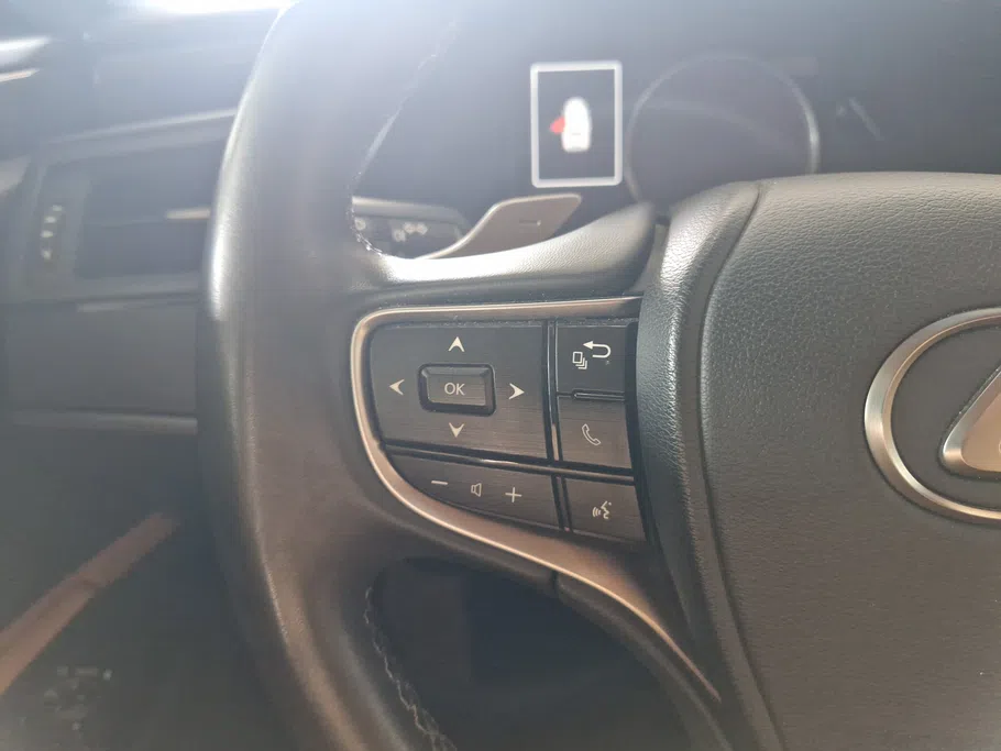 2024 Lexus ES 300 H 