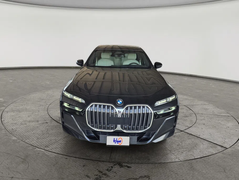 2024 BMW 7 Series 735i 