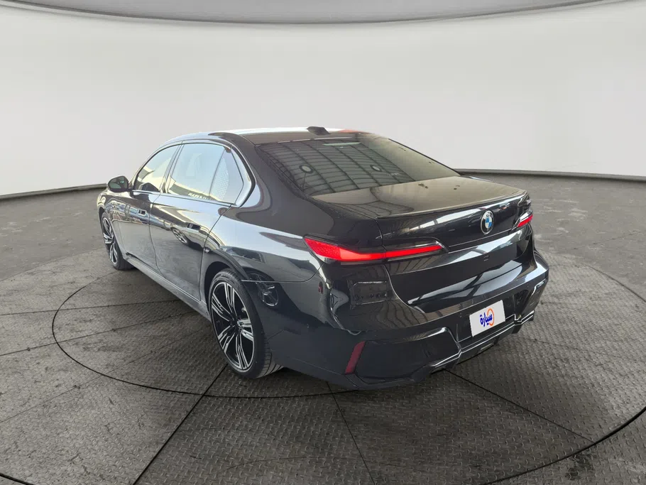 2024 BMW 7 Series 735i 