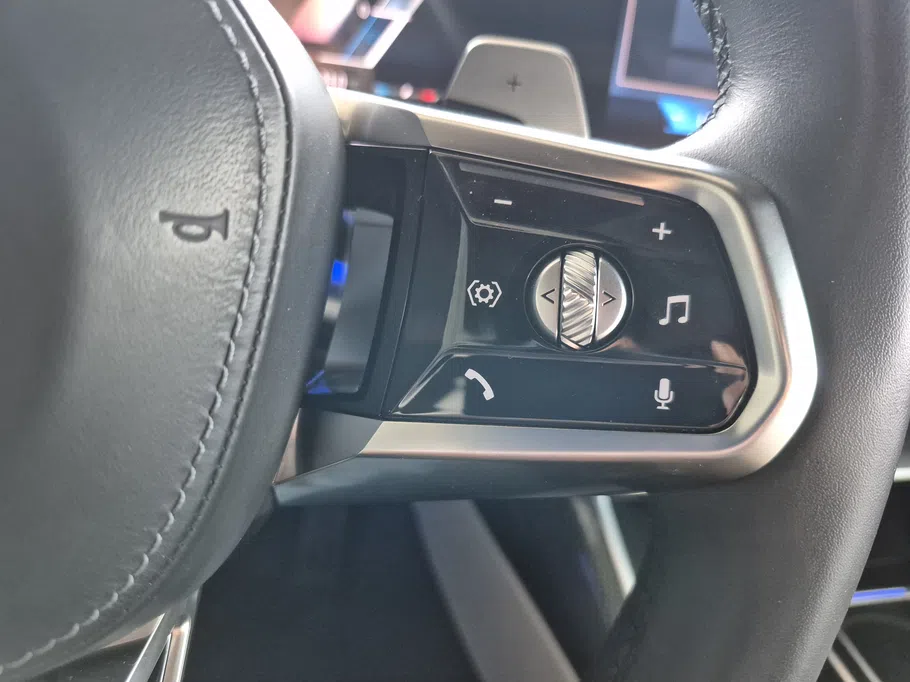 2024 BMW 7 Series 735i 