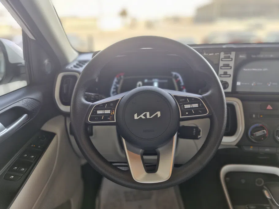 2024 Kia SONET EX 