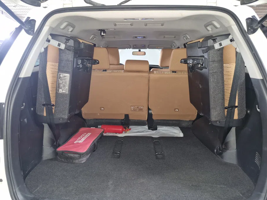تويوتا فورتشنر GX1 2024 