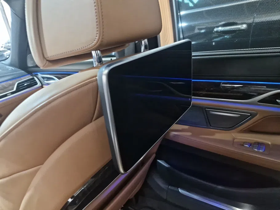 بي ام دبليو الفئة السابعة 730Li 2021 