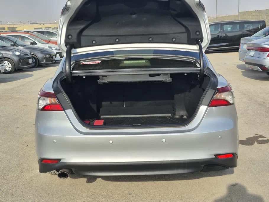 تويوتا كامري GLE HEV  2024 