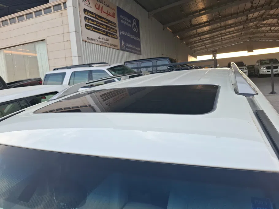 2020 Toyota Land Cruiser GXR Grand Touring 