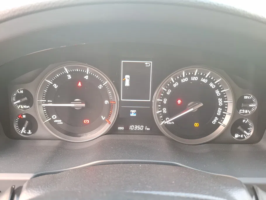 2020 Toyota Land Cruiser GXR Grand Touring 