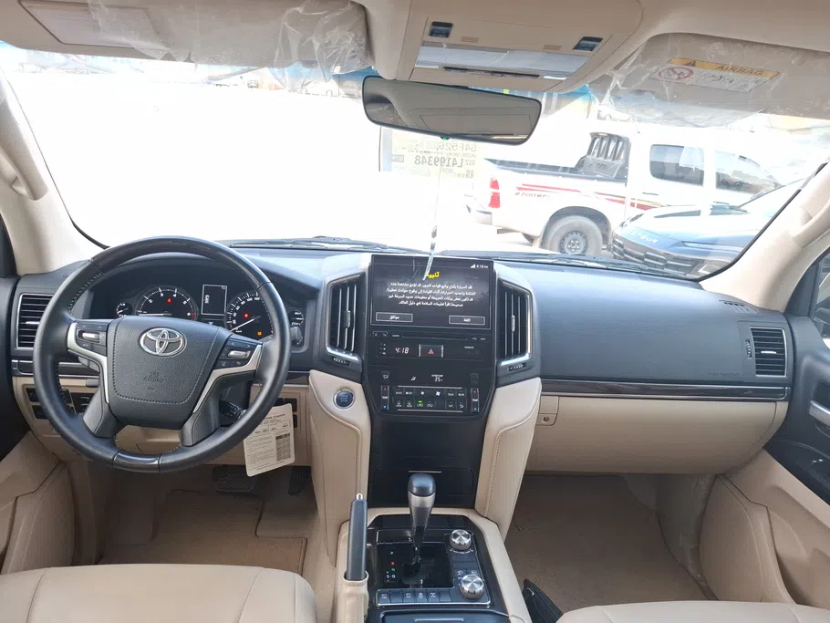 2020 Toyota Land Cruiser GXR Grand Touring 