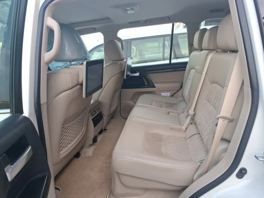 2020 Toyota Land Cruiser GXR Grand Touring 