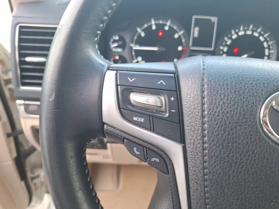 2020 Toyota Land Cruiser GXR Grand Touring 