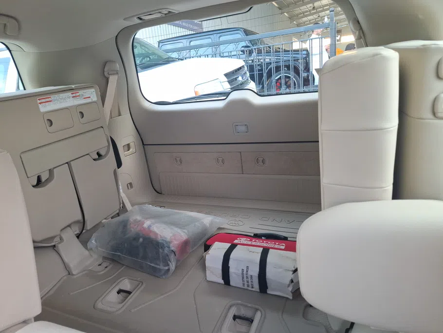 2020 Toyota Land Cruiser GXR Grand Touring 