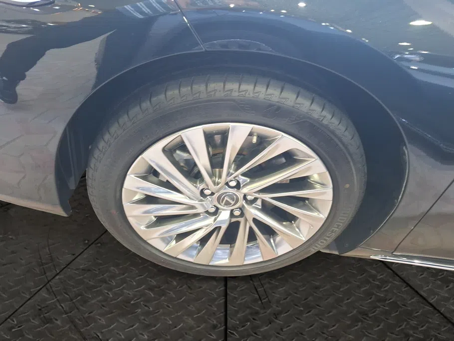 لكزس ES 350 2025 