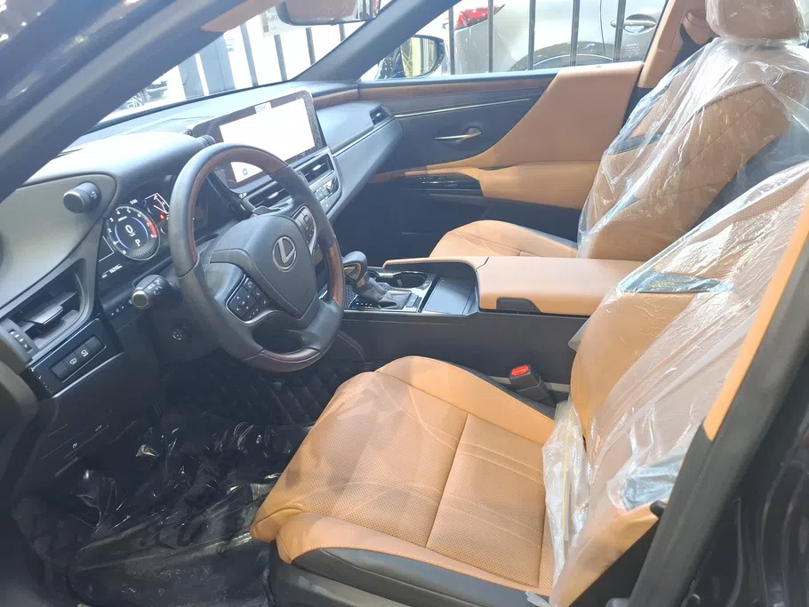 لكزس ES 350 2025 