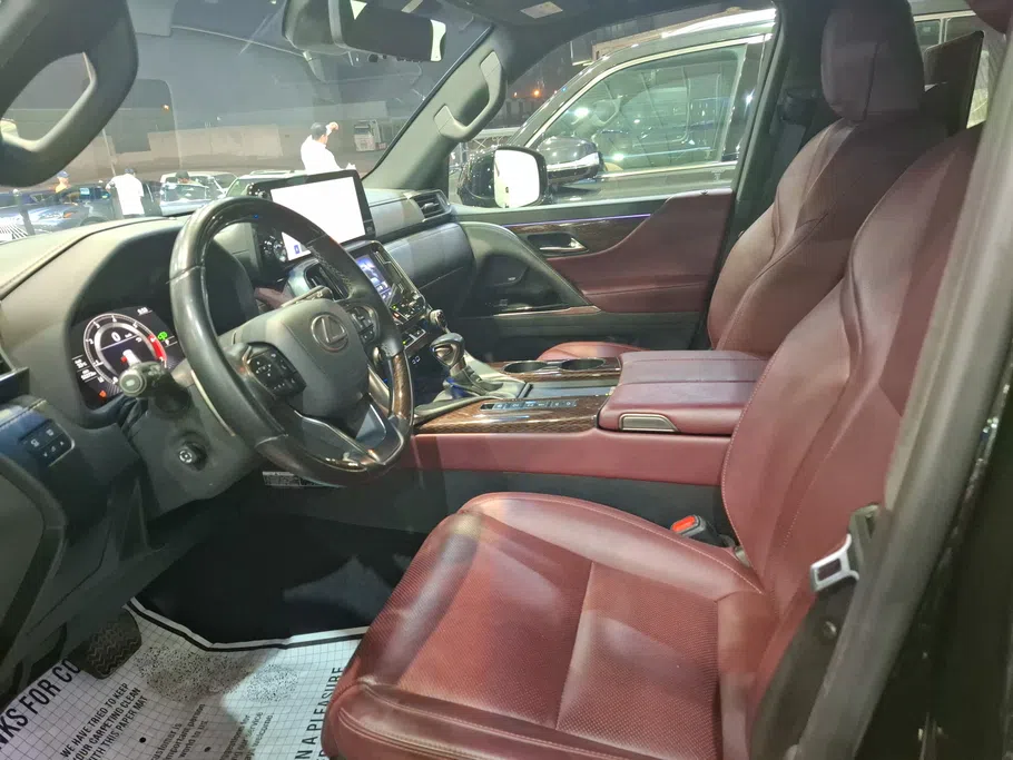 لكزس LX 600 2024 