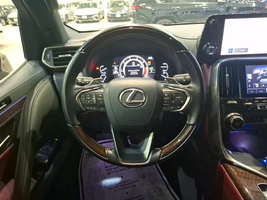 لكزس LX 600 2024 