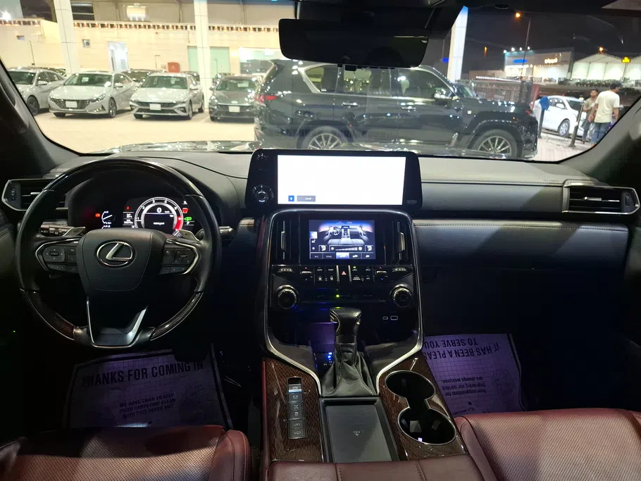 لكزس LX 600 2024 
