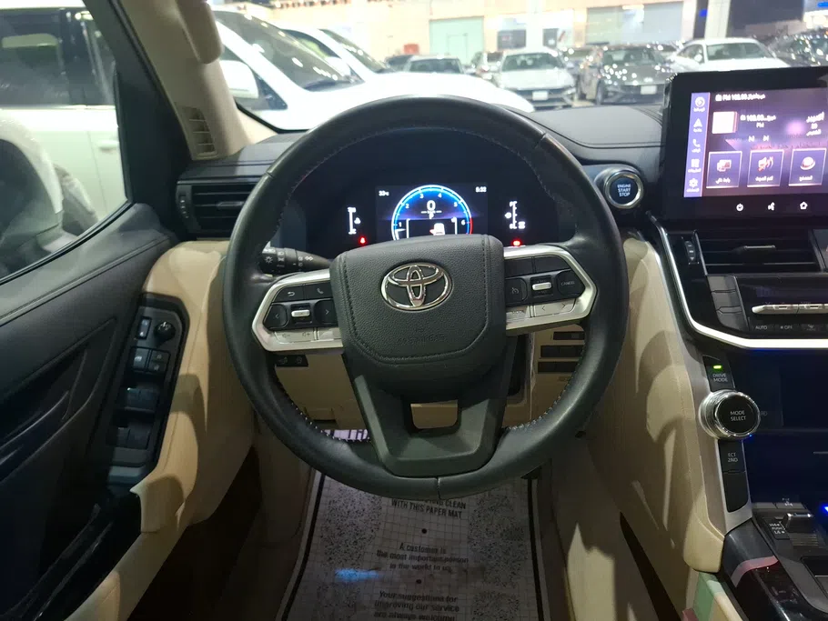 تويوتا لاندكروزر GXR2 2026 