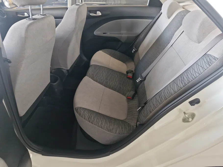 2024 Kia Pegas GL 