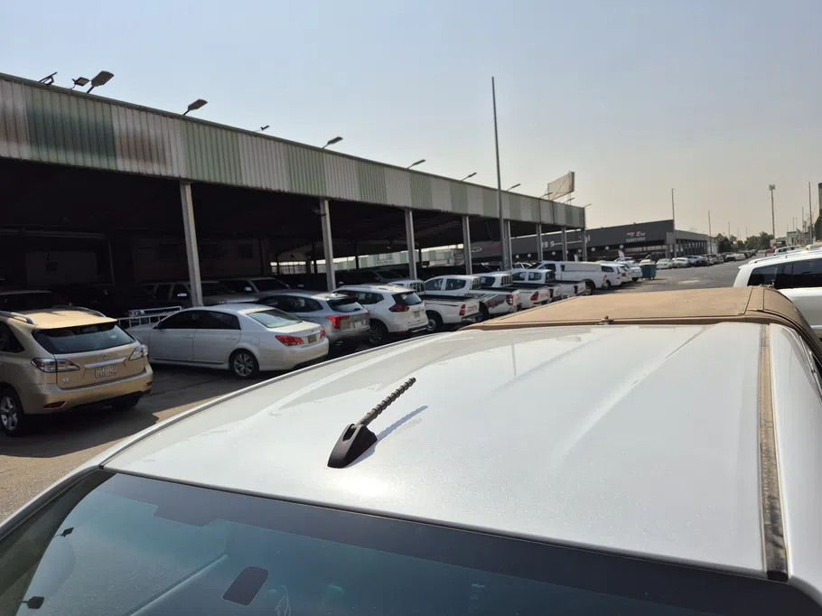 تويوتا هايلكس SR5 2025 