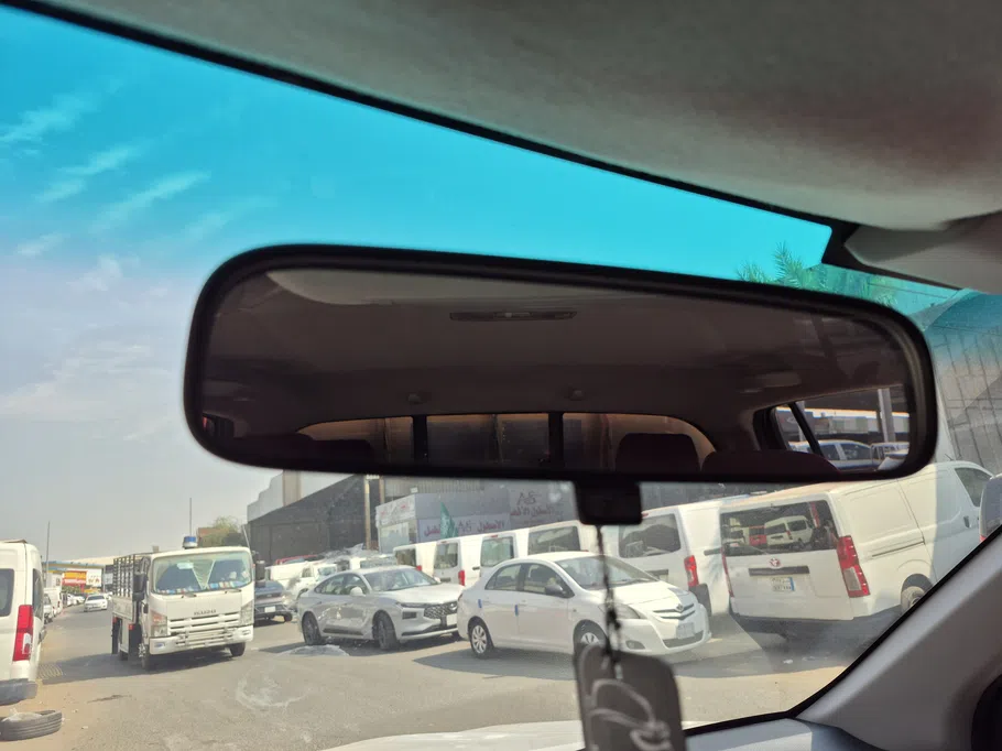 تويوتا هايلكس SR5 2025 