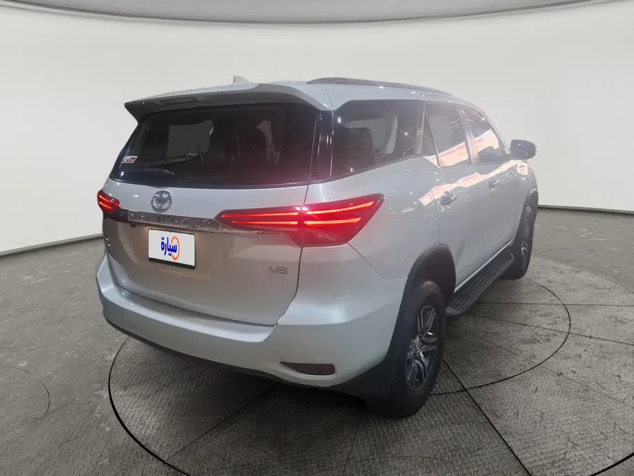2023 Toyota Fortuner VX 