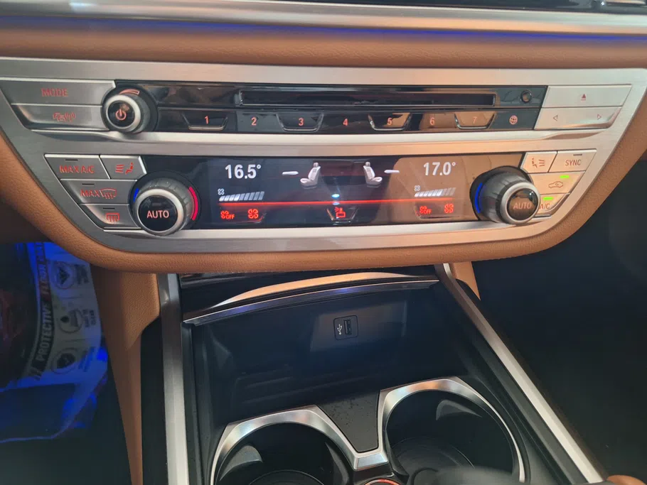 بي ام دبليو الفئة السابعة 730Li 2019 
